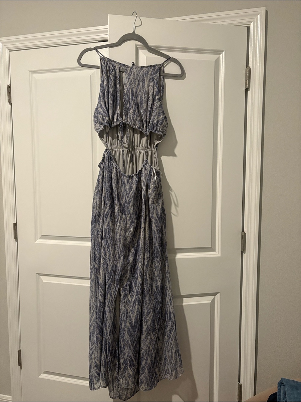 ASTR The Label Blue Patterned Cutout Maxi Dress